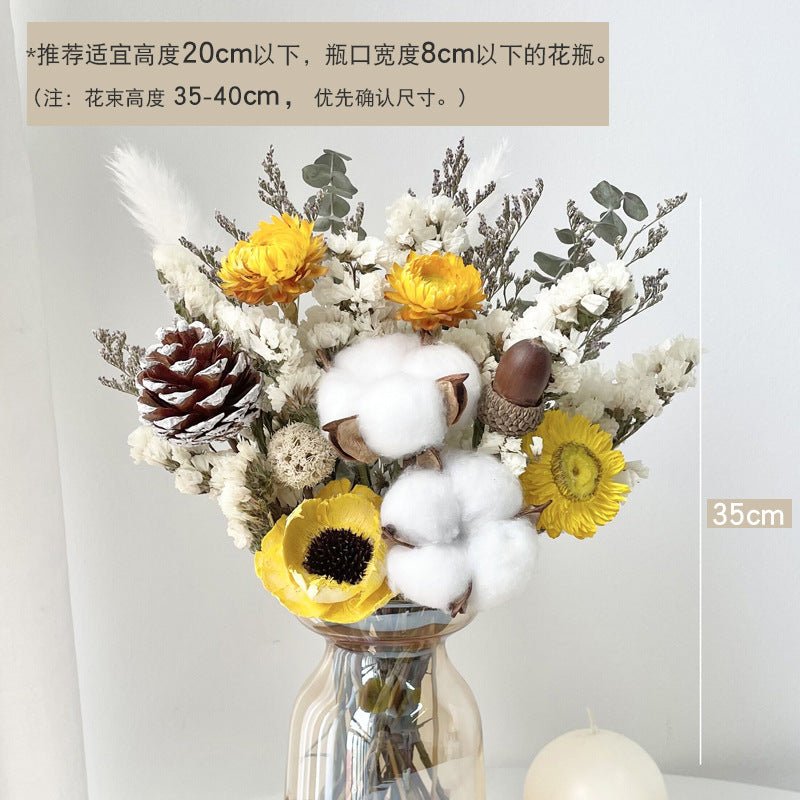 Dried flower bouquet decoration for living room DIY, featuring colorful preserved flowers arranged in a stylish display