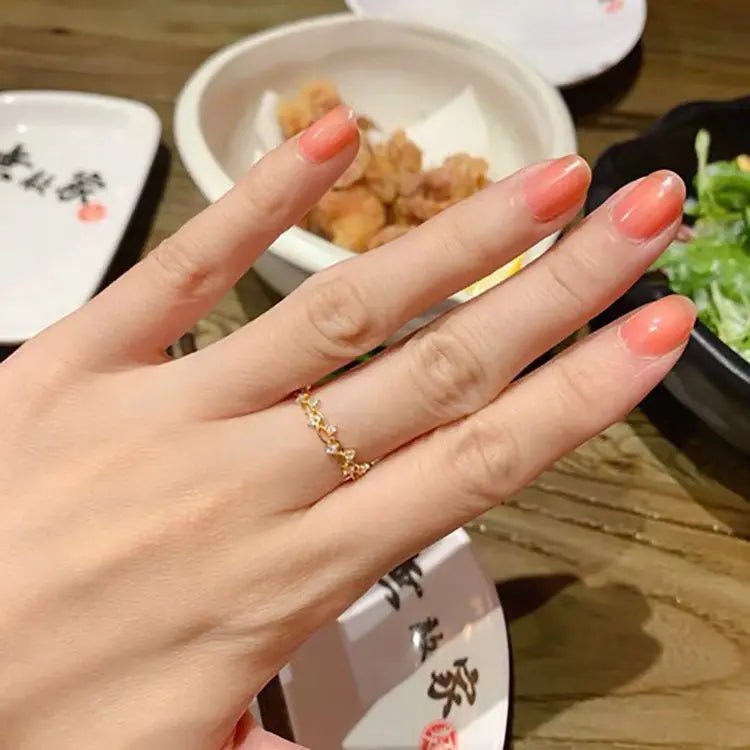 Elegant Light Luxury S925 sterling silver fashion ring with a sleek, modern design featuring a polished finish.