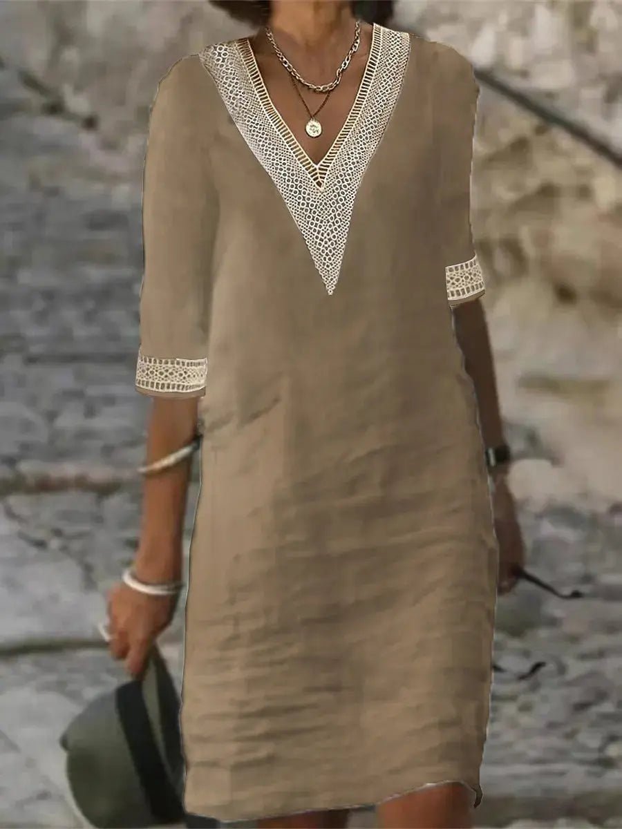 Women's casual loose dress for fall and winter, featuring a comfortable fit and stylish design, perfect for everyday wear.